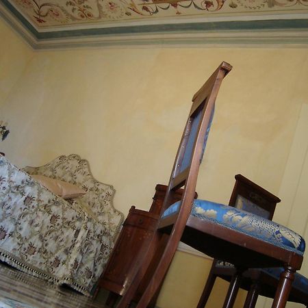 Hotel Castello Degli Angeli à Carobbio degli Angeli Chambre photo