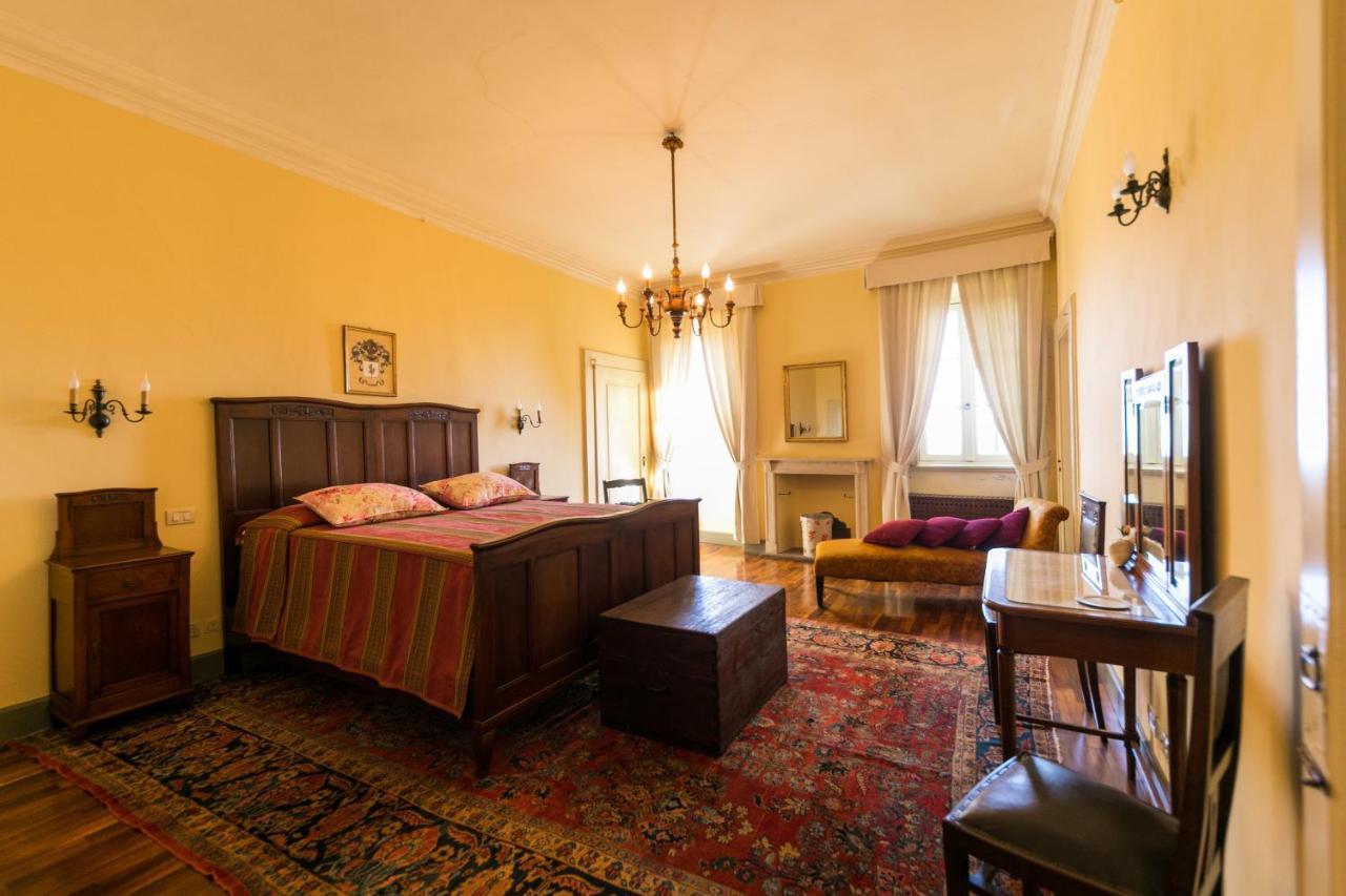 Hotel Castello Degli Angeli à Carobbio degli Angeli Extérieur photo