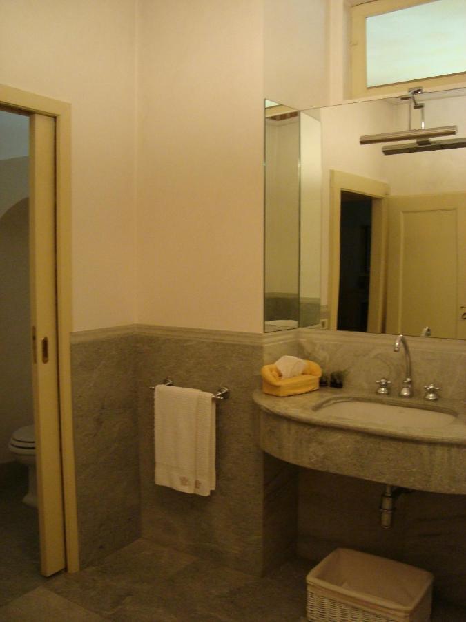 Hotel Castello Degli Angeli à Carobbio degli Angeli Chambre photo